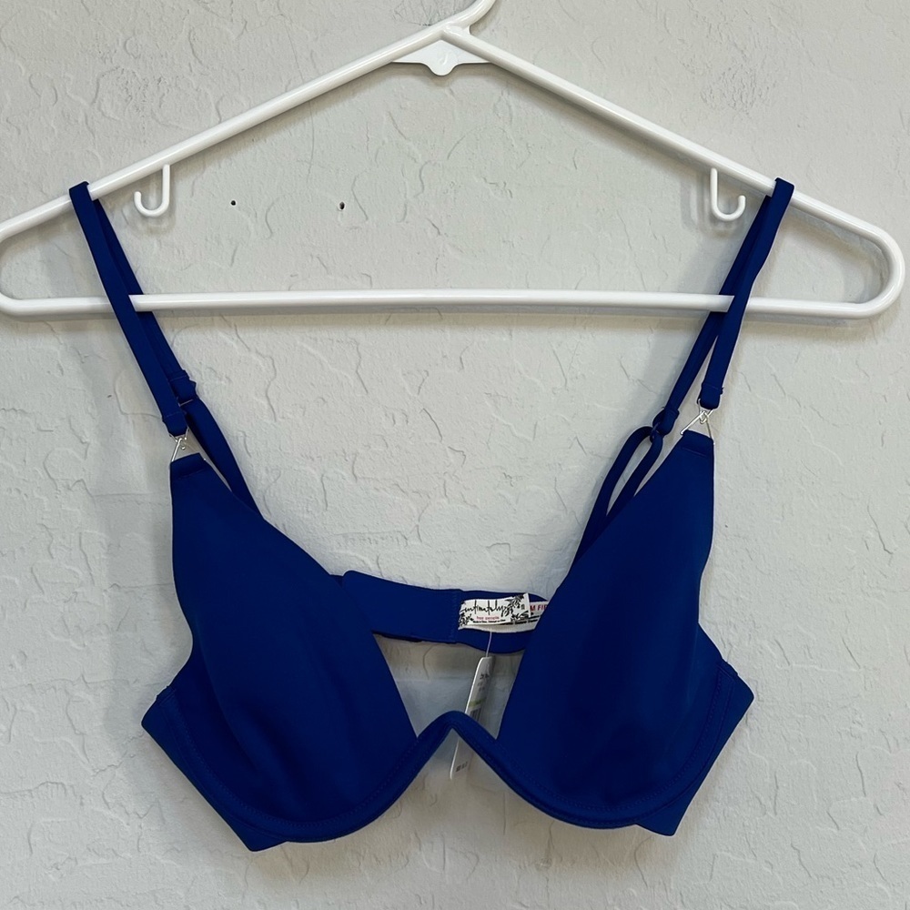 Free People INTIMATELY Ari Underwire Neo Bra In Blue Flame size 32B - Picture 2 of 6